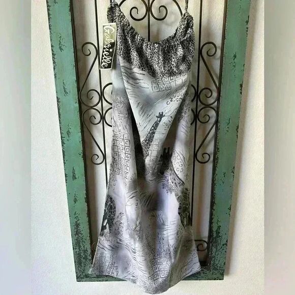 Beautiful African Y2k Tube Dress Sleeveless with slits at the sides. NWT - Picture 8 of 9